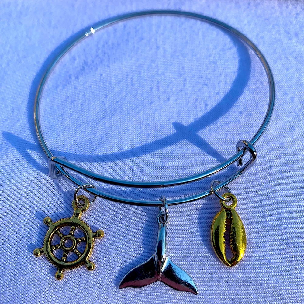 Brand New! Handmade! Adjustable Charm Bangle Bracelet!